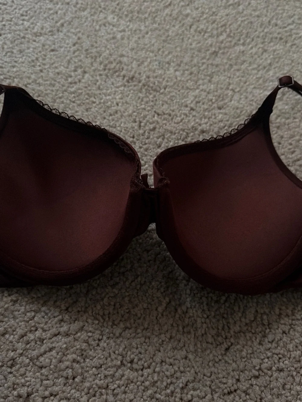 Victoria's Secret Smooth Molded Bra in Deep Wine